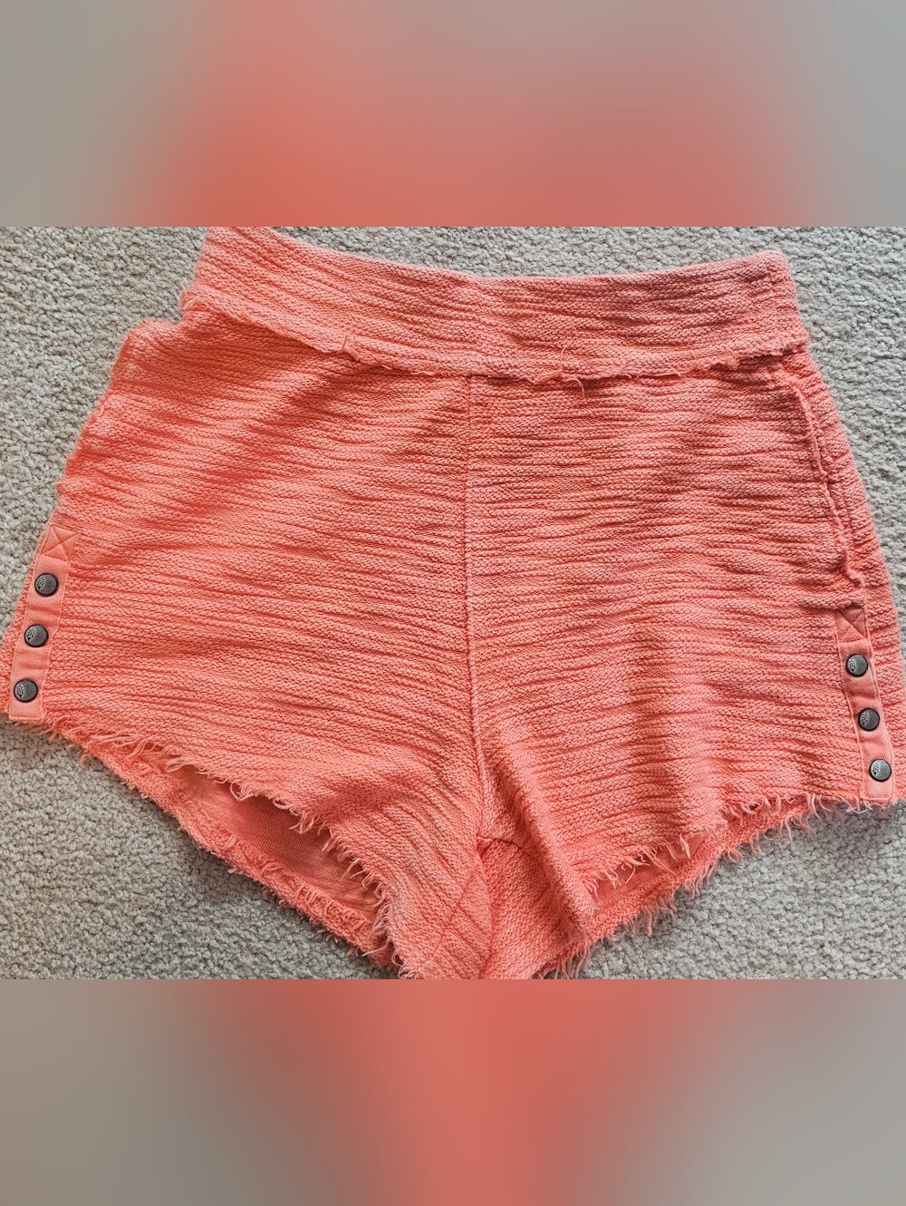 Women's Coral Textured Frayed Hem Shorts